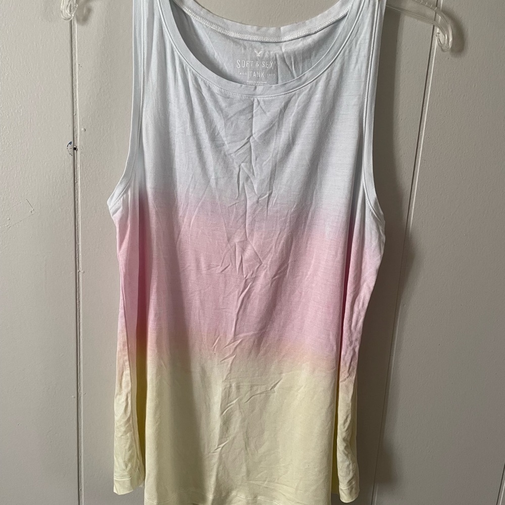 American Eagle Gradient Tank
